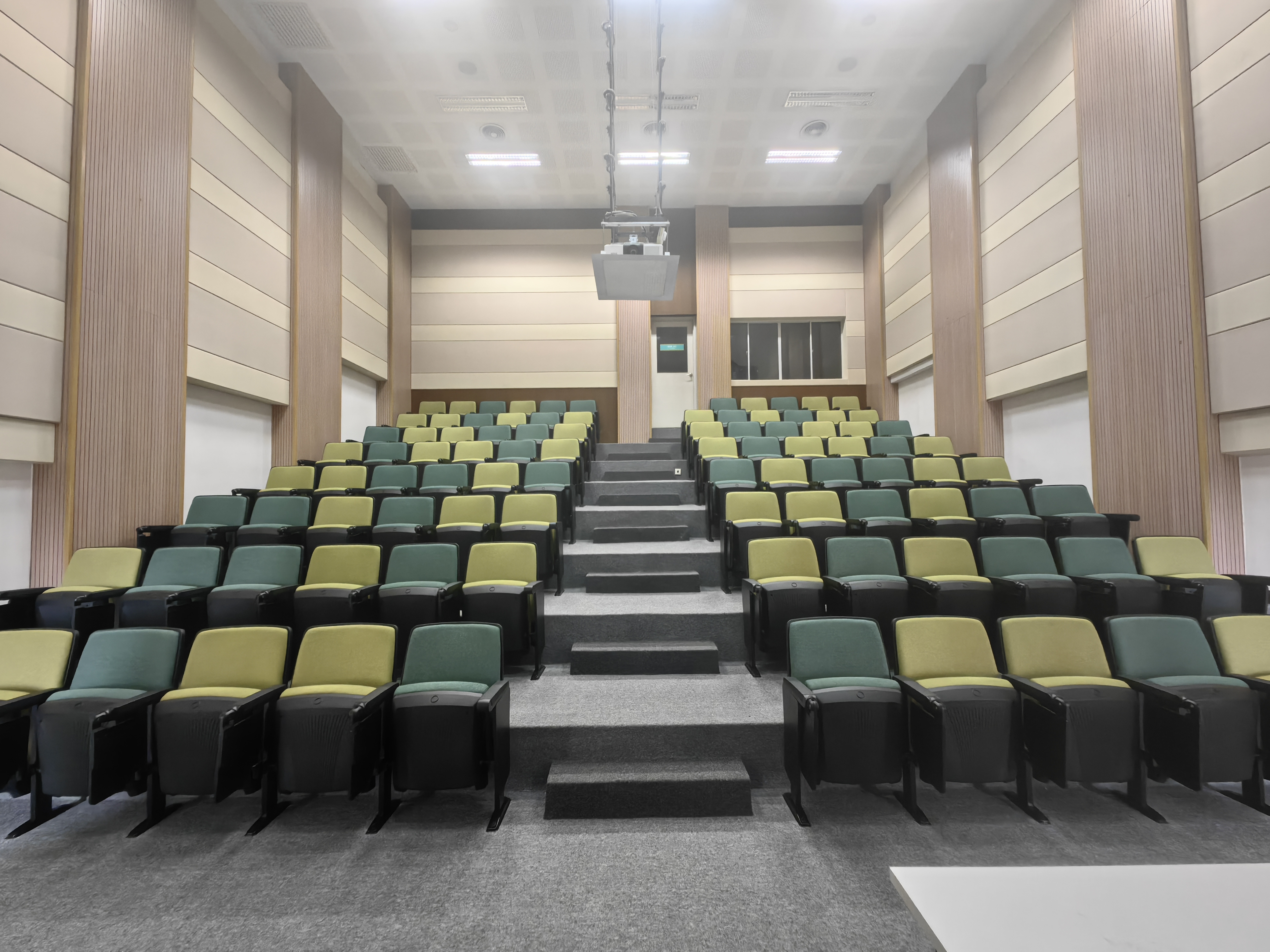 Lecture Hall 4